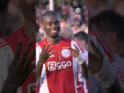 Ajax - FC Groningen: 2-0. thumbnail