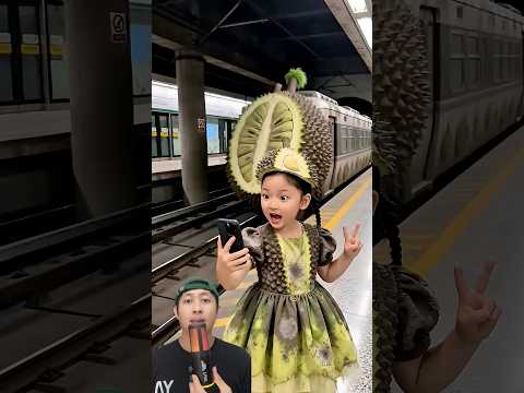 ADIK DAN PAPA NAIK KERETA API DURIAN‼️🤯😱@DY0105 #remix #dubbing #trending thumbnail