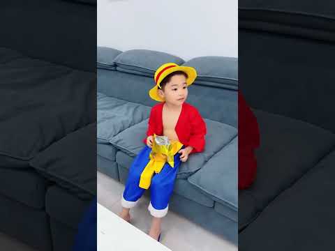 小路飞怎么把自己的牙齿全部敲掉了 thumbnail