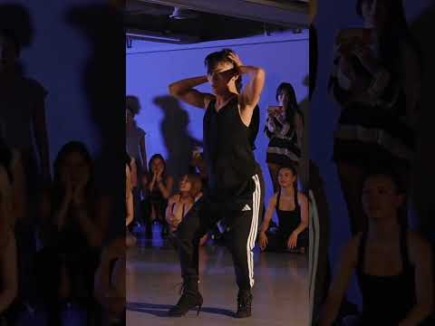 Look at 👀✨ @Princexiao0410 Soul Got Heavy 🖤 #yanismarshall #choreography thumbnail