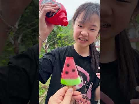 Kẹo mút kiến đen vs Kem Socola Cái Nào Tốt Hơn Cho Mùa Hè thumbnail