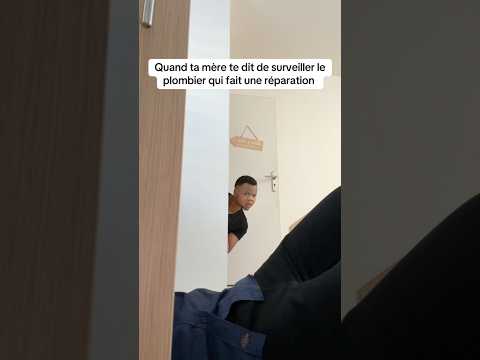 Quand ta mère te dit de surveiller quelqu’un… 👀🤣 thumbnail
