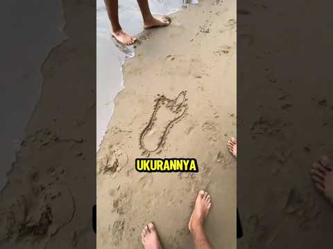 Jejak Kaki Misterius Ini Bikin Pantai Heboh! #trending #shortvideo thumbnail