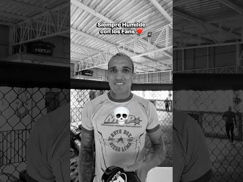 Charles Oliveira me pide un Autógrafo ✍🏻❤️ thumbnail