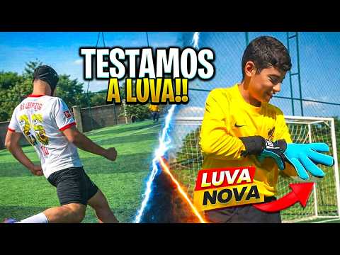 TESTEI O GOLEIRO DO CONDOMINIO DEFENDENDO COM A LUVA NOVA! thumbnail