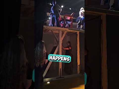 This Is How They Work On Broadway 😳 (@joshuaalanbowyer/TT) thumbnail