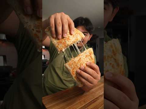 #Sargentopartner How high can you go on the Sargento® spicy cheese ladder? 👀 #ad thumbnail