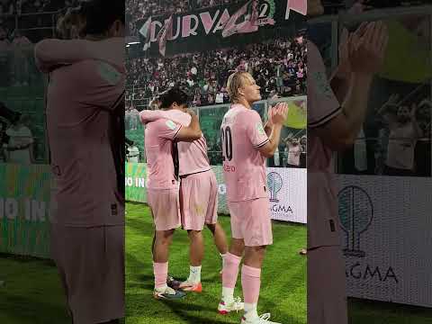 L’abbraccio del Barbera ?️Cosi il Palermo saluta i suoi tifosi ? thumbnail