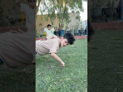 مجودي عضلة يسوي ضغط بصبع💪🤣#مجودي#جودي #نتiraq thumbnail