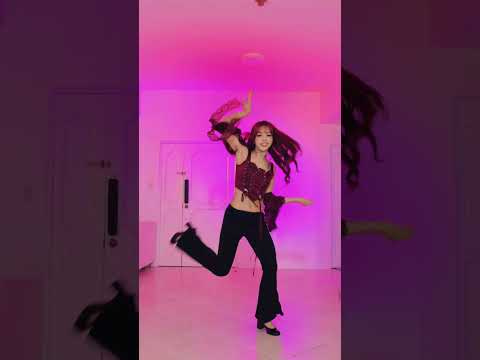 manifest X Ajda Pekkan - "Hileli" dacne cover @m6nifestgirls #shorts thumbnail