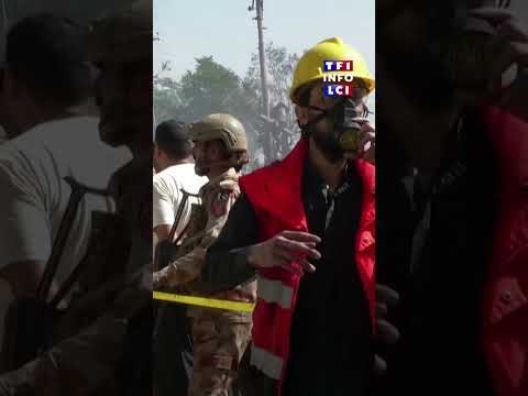 Pakistan : au moins 24 m0rts dans une attaque à l'explosif d'un train｜LCI thumbnail