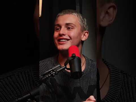 Il ramène des Champi dans sa valise 😭 thumbnail