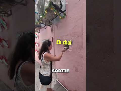 Le propriétaire de ce café est un fantôme 😱 thumbnail