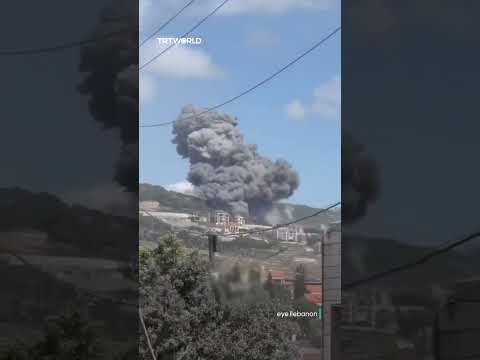 Israel continues air strikes on southern Lebanon despite truce thumbnail