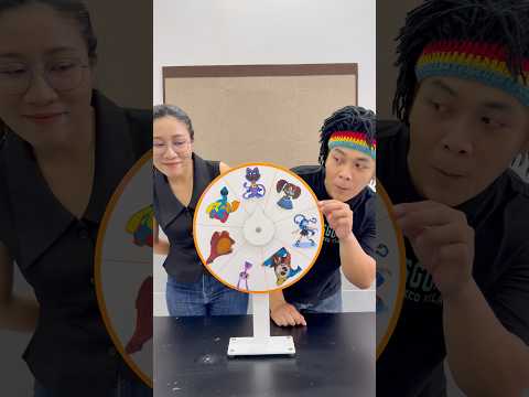 Poppy Playtime Spinning Wheel Challenge 👀🙀 #shorts #poppyplaytime #challenge thumbnail
