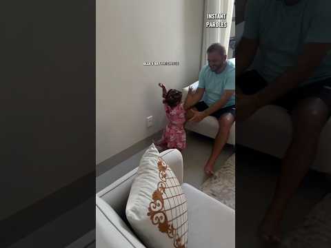 Cette petite fille retrouve son grand-père après 15 jours thumbnail