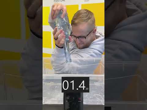 the fastest way to empty a bottle thumbnail