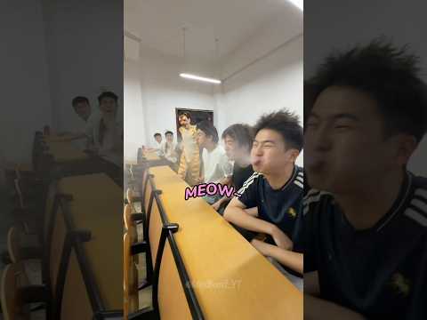 They Wore The Most Random Outfits To Class 💀 thumbnail