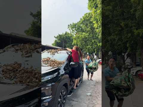 Vật dụng che nắng che mưa bảo vệ ô tô và xe máy #shorts # shorts video thumbnail