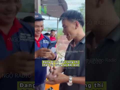 Đang đi cắt sầu riêng thì nhận tin trúng số đặc biệt thumbnail
