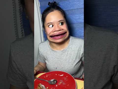 Funky spaghetti 🍝👃🤢#BiboyBecky #BiboyAndBecky #shorts #skits #funny #comedy thumbnail
