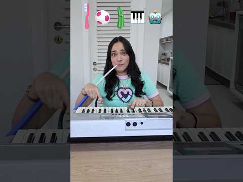 FIZ MÚSICA COM EMOJIS! #shorts thumbnail