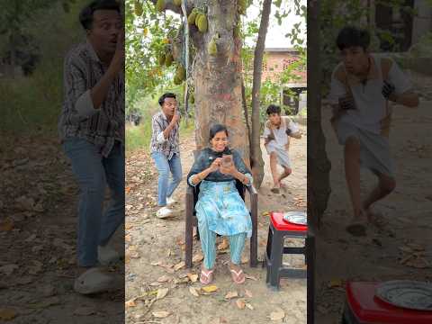 Aarya Ne Jeet Ko Kaise Lagaya Color ? #shorts #ytshorts #viralvideos #colors thumbnail