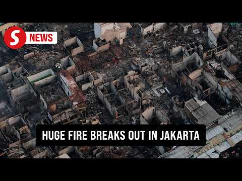 Massive fire in Central Jakarta injures three, displaces hundreds thumbnail