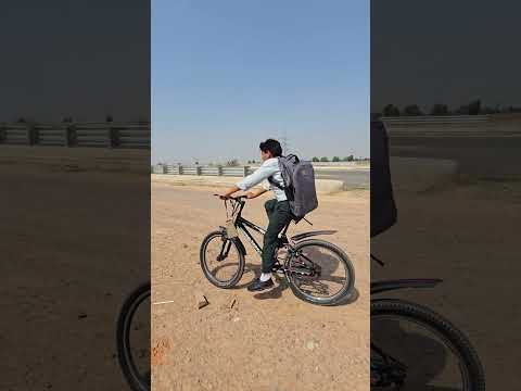 cash or Phone ? #shorts #funny #childhood #vlog #explore thumbnail