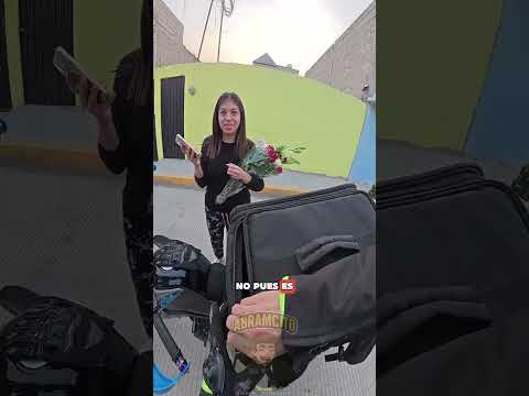 Si era propina no?  #viral #motovlog thumbnail