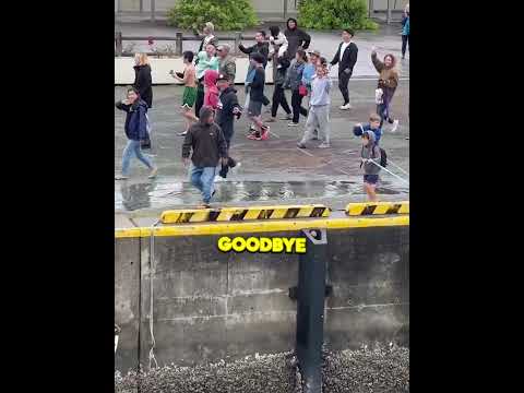 Was This The Craziest Goodbye? ? thumbnail