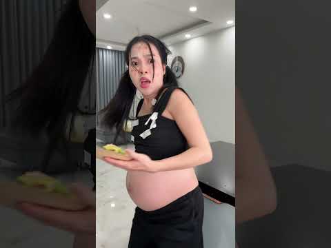 The poor girl is very hungry 🤰🏻 #funny #shorts thumbnail