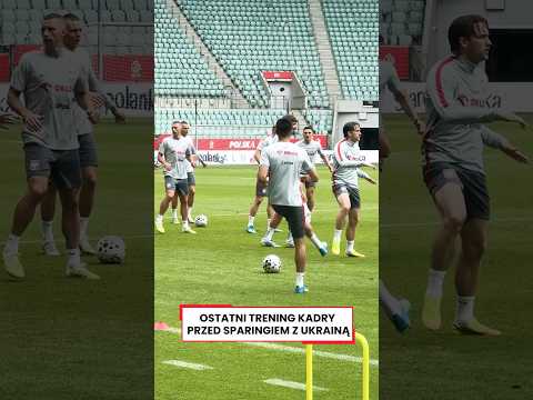 POLSKA - UKRAINA: OSTATNI TRENING KADRY PRZED MECZEM #shorts thumbnail