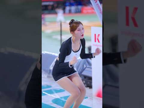 안타는 못쳐도 좋은 안타송 김해리 치어리더 金海莉 Kim Hae-Ri cheerleader ktwiz thumbnail