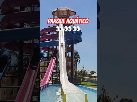 Testando a capinha cara do parque aquático 👀 #shorts thumbnail
