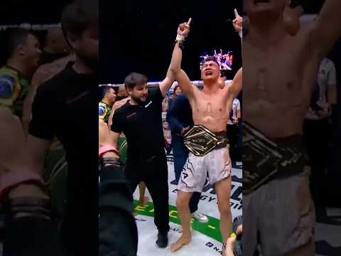 Эмоции нового чемпиона! #naiza #mma #mmafighters #jjj #belt thumbnail