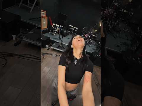 @SEREBROofficial Кто я для тебя. 30.01. Пресейв: https://band.link/serebroktoya #shortvideo #music thumbnail