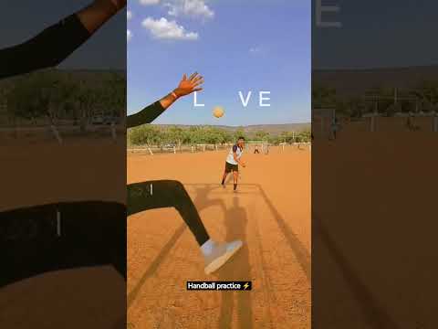 handball love ❤️⚽🥅 #explore #handball #like #shorts #sports #love #treding #viralvideo #jaan #play thumbnail