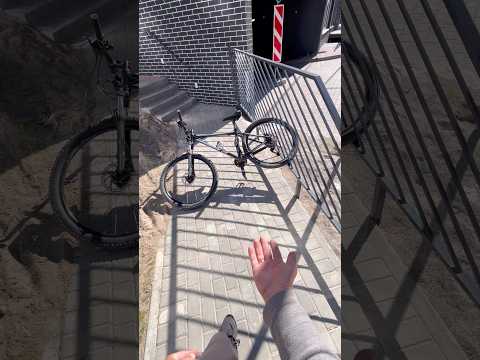ПОЛУЛЕЖА ЭТО НОРМАЛЬНО ? #shorts thumbnail