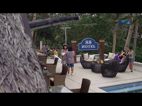 ’Yung gusto mong makita si crush kaso nahuli ka ng friend mo! #shorts | The Secret Of Hotel 88 thumbnail