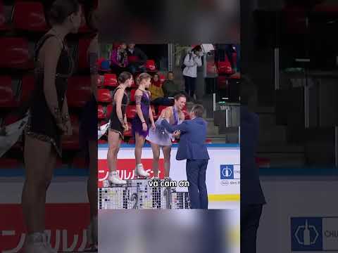 Cô ấy nhận nhầm huy chương ? thumbnail