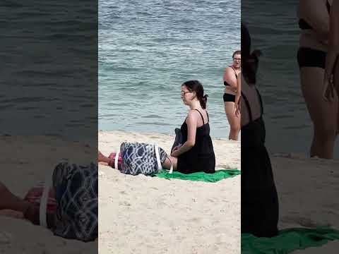🇧🇷 Nice day at Leblon beach thumbnail