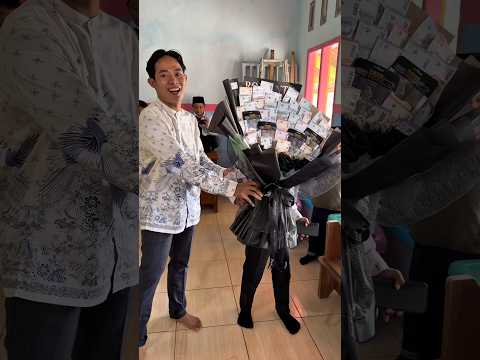 Kasi buket ke si fahmi#shorts #minivlog #bocilwargads #maspreman thumbnail