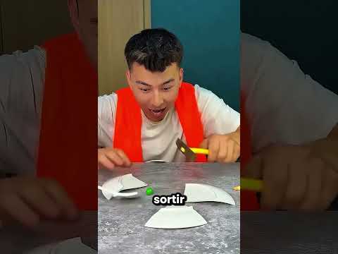 Ce garçon a réussi à attraper le bonbon à l'intérieur 🤩🍬 thumbnail