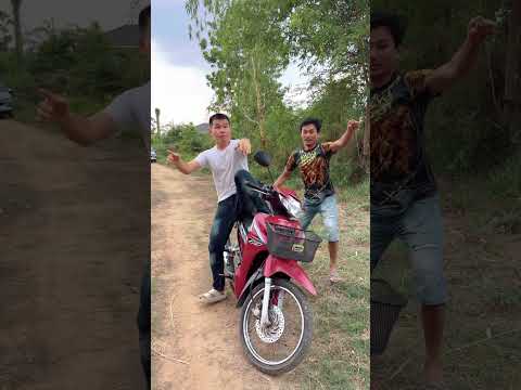 ประเมินต่ำเกินไป😂 #￼คลิปสั้นคลิปตลกคลิปบันเทิง thumbnail