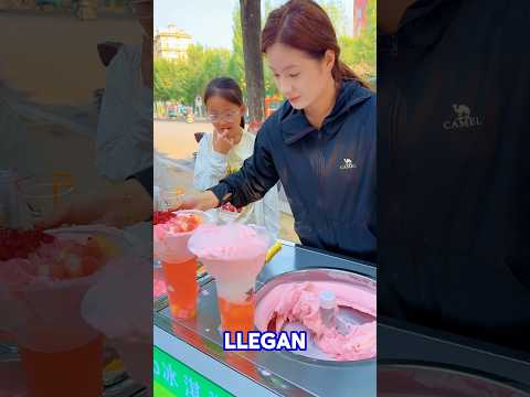 “Ronaldo vs Messi mientras hacen helado 😳🍓” thumbnail