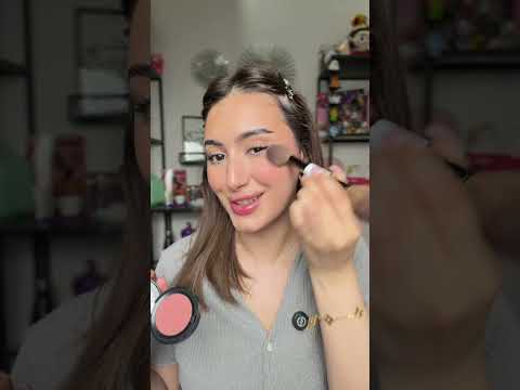 هالدرجة وااايد حلوه و احسها تناسب الاغللب ?? نااعمه و حللوة?? M·A·C Cosmetics thumbnail