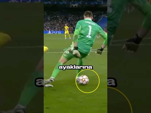 Futbolda Bazı Kramponlar Hileli Mi?😳 thumbnail