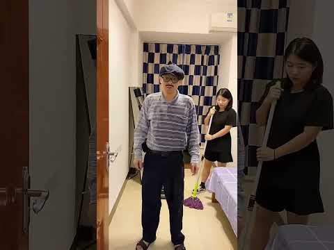 倒楣泰哥：合伙玩我呢？有的人就是欠揍！#搞笑 #家庭搞笑 #funny #搞笑 #家庭搞笑 #搞笑 #搞笑段子 #搞笑段子 #funnyshorts #comedy thumbnail
