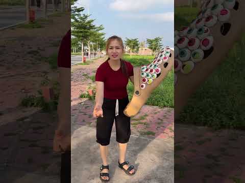 Woa //  Món quà bất ngờ ?? #funny #automobile thumbnail